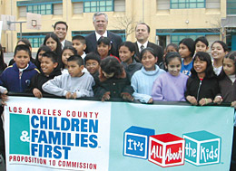 Photo of kids with L.A. Mayor
